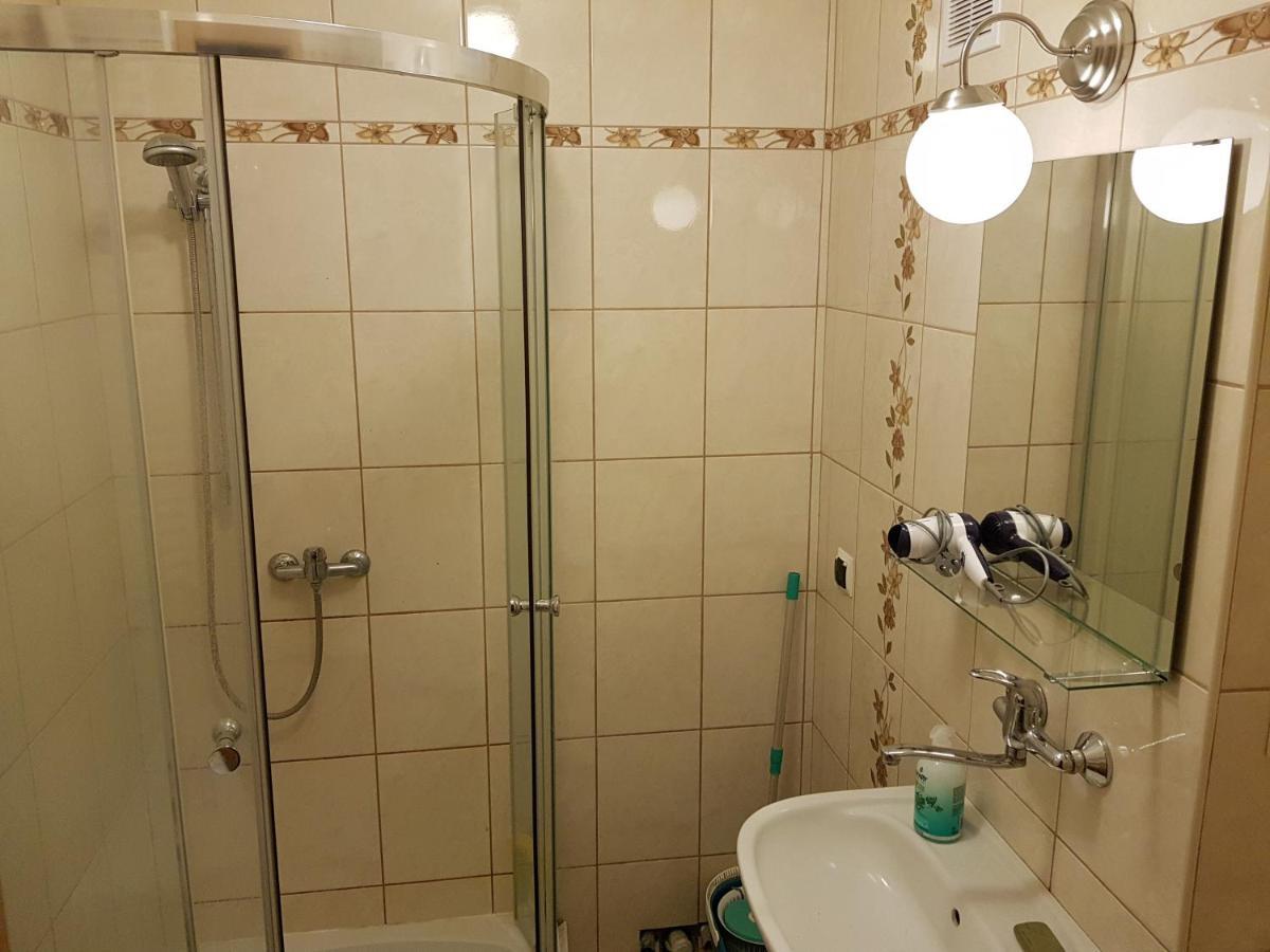 Mirrorroom Pl Citycenter Alloggio in famiglia *